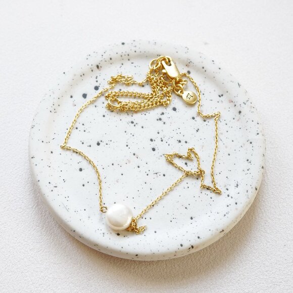 Madewell Coin Freshwater Pearl Pendant Necklace - Picture 2 of 2